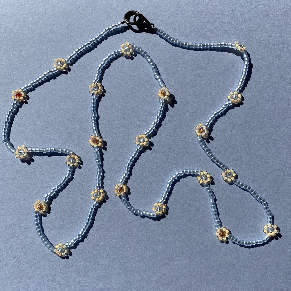Classic Daisy Chain
